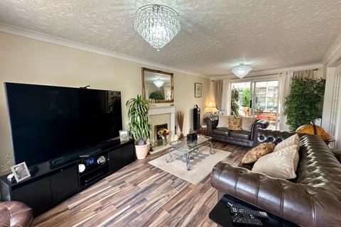 5 bedroom detached house for sale, Redbourn Road, Walsall WS3