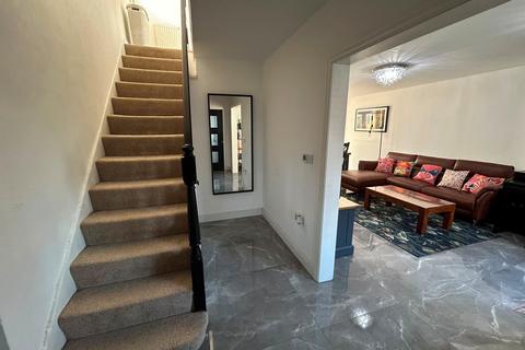 4 bedroom house to rent, Dorset Avenue, Cheadle, SK8