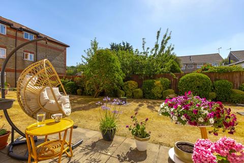 1 bedroom flat for sale, Freshbrook Road, Lancing, BN15