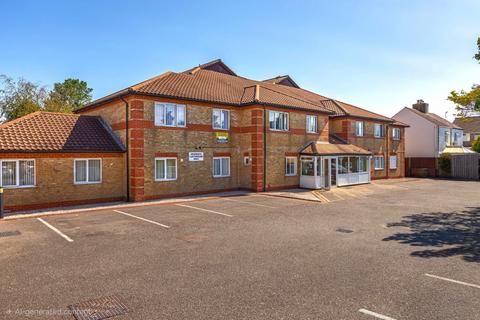 1 bedroom flat for sale, Freshbrook Road, Lancing, BN15