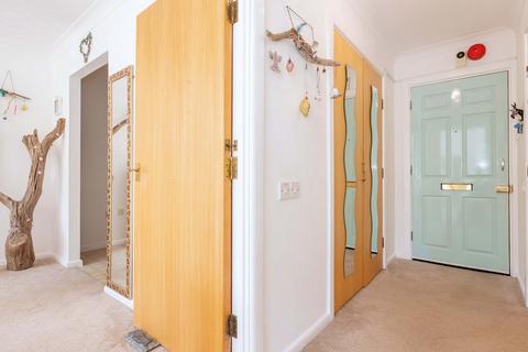 1 bedroom flat for sale, Freshbrook Road, Lancing, BN15