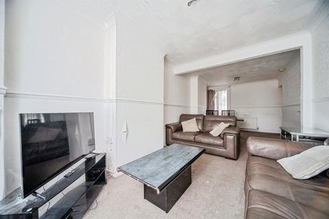 3 bedroom terraced house for sale, Western Road, Bletchley, Milton Keynes