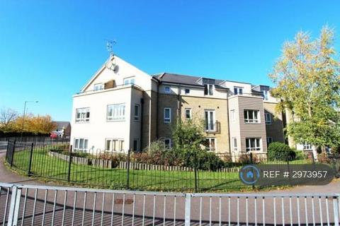 2 bed flat/apartment for rent in Cromwell Drive, Huntingdon, PE29