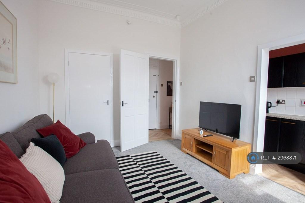Apartment in Glasgow, New Cathcart, Battlefield - View 2