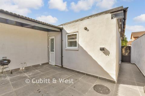5 bedroom semi-detached house for sale, Harcourt Road, Croydon CR7