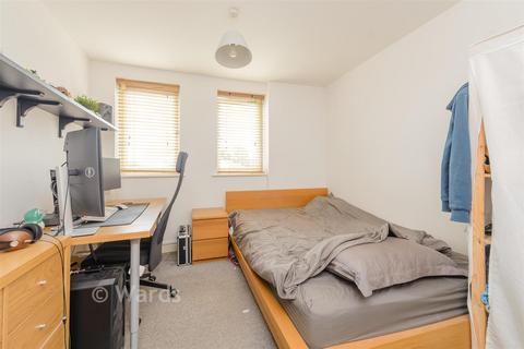 2 bedroom flat for sale, Redwing Crescent, Greenhithe DA9