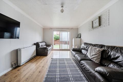 2 bedroom end of terrace house for sale, Tamworth Lane, Mitcham CR4