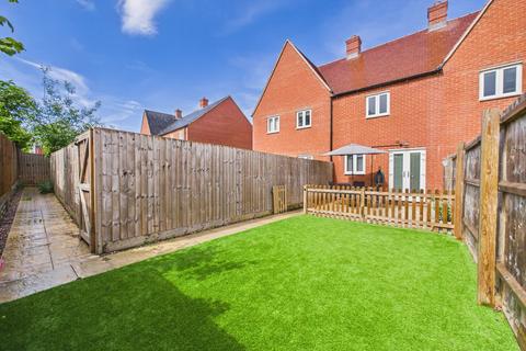 2 bedroom terraced house for sale, Kempton Drive, Towcester, NN12