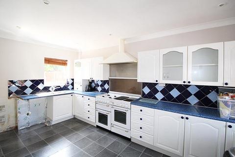 1 bedroom house to rent, Waldron Avenue, Brierley Hill