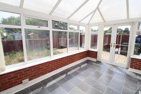 1 bedroom house to rent, Waldron Avenue, Brierley Hill