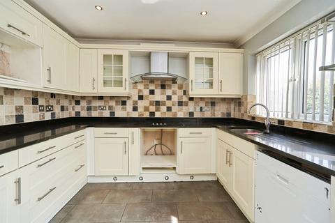 5 bedroom detached house for sale, Oakdale Grove, Shipley