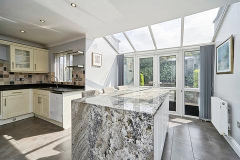 5 bedroom detached house for sale, Oakdale Grove, Shipley