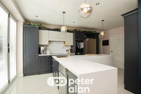 4 bedroom detached house for sale, Stow Park Circle, NEWPORT