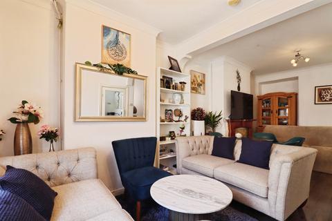 2 bedroom terraced house for sale, Devon Place, Cardiff