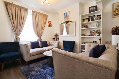 2 bedroom terraced house for sale, Devon Place, Cardiff