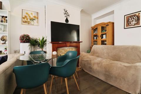2 bedroom terraced house for sale, Devon Place, Cardiff