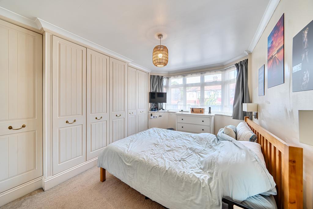 House in London - View 5