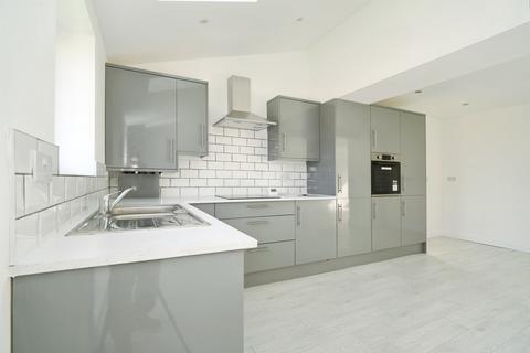 3 bedroom semi-detached house for sale, Windsor Avenue, Darton, Barnsley