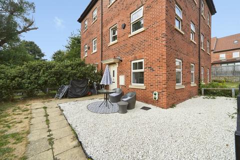 2 bedroom semi-detached house for sale, Asket Row, LEEDS