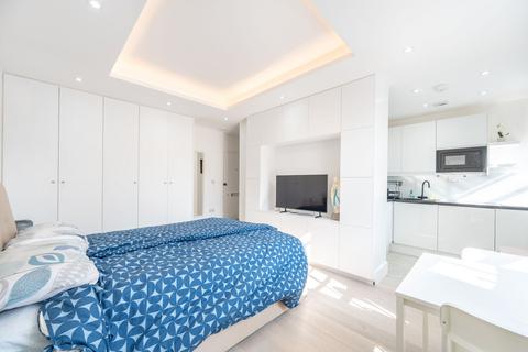 Studio to rent, Queensway, W2, Queensway, London, W2