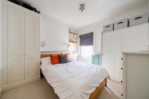 2 bedroom flat for sale, Bruce Road, Mitcham, CR4