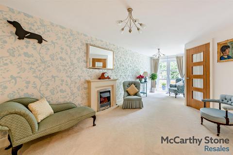 1 bedroom apartment for sale, Ridgeway Court, Mutton Hall Hill, Heathfield, East Sussex, TN21 8NB