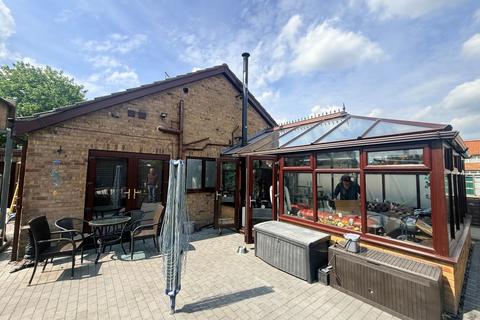 3 bedroom detached bungalow for sale, Bycroft Road, Gainsborough DN21
