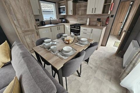2 bedroom park home for sale, Tarka Holiday Park – Devon