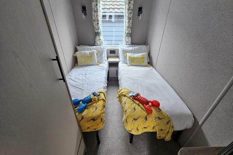 2 bedroom park home for sale, Tarka Holiday Park – Devon