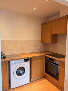 2 bedroom apartment to rent, Lawrence Street
