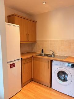 2 bedroom apartment to rent, Lawrence Street