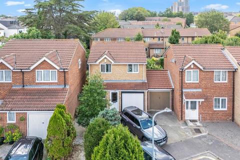 undefined, Talisman Close, Ilford