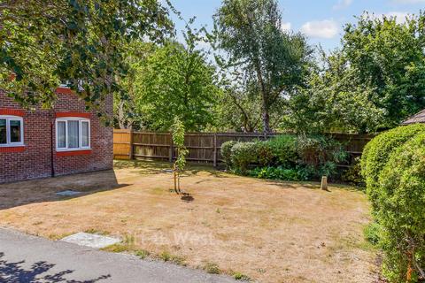 2 bedroom apartment for sale, Hereford House, Worthing BN12