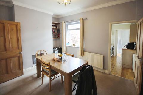 2 bedroom terraced house to rent, Arthur Street, York, YO10