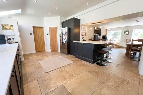 5 bedroom detached house for sale, Lawn Farm House Llantrisant Pontyclun CF72 8LQ
