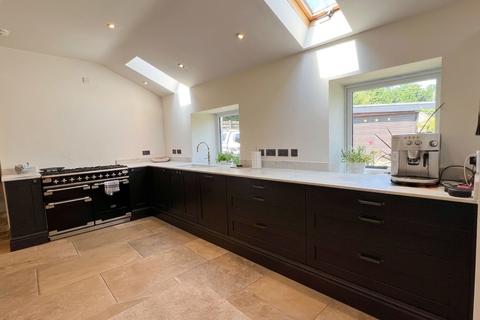 5 bedroom detached house for sale, Lawn Farm House Llantrisant Pontyclun CF72 8LQ