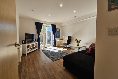 Poppy Drive, Enfield, EN3