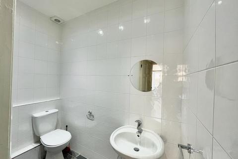 undefined, Gateshead NE10