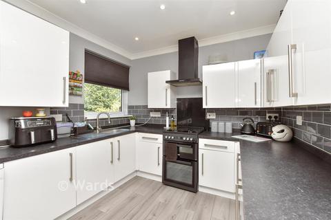 3 bedroom terraced house for sale, Purbeck Road, Chatham ME4