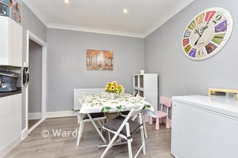 3 bedroom terraced house for sale, Purbeck Road, Chatham ME4