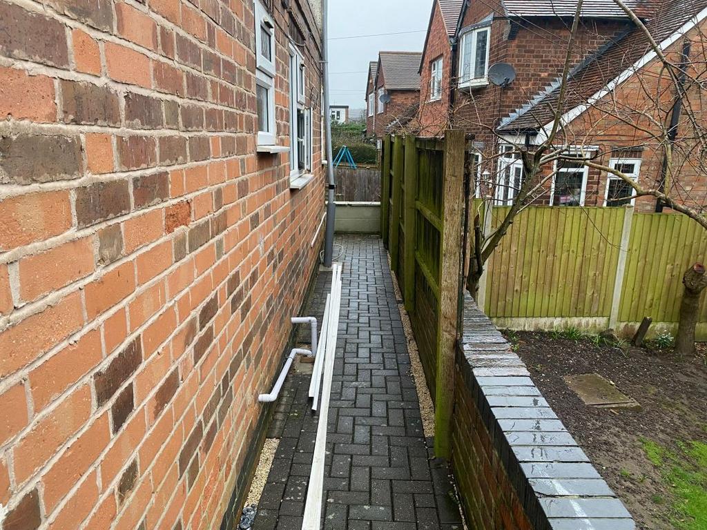 House in Nottingham, Bramcote - View 5