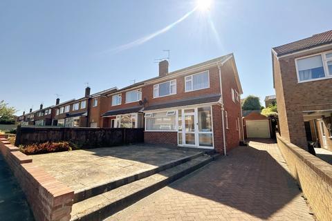 3 bed semi-detached house for rent in Rockingham Drive, Scarborough