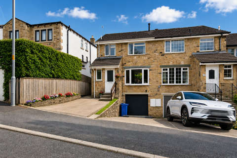 3 bedroom townhouse for sale, Shortbank Road, Skipton