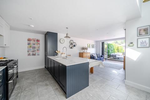 undefined, Church Road, Byfleet, KT14