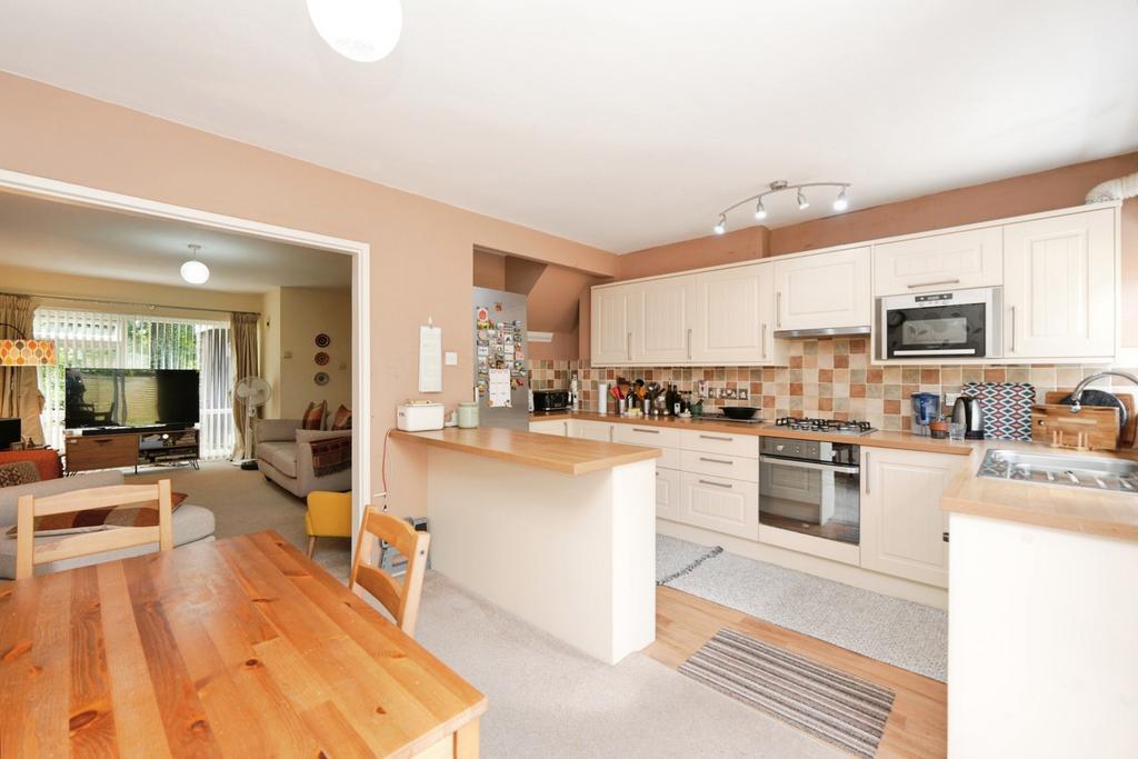 House in London - View 5