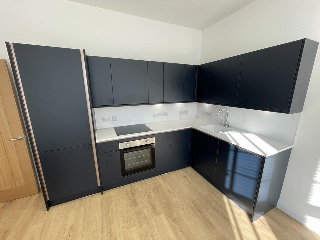Annabelle Court, 8 Brownlow Road, Reading, RG1 - Więcej