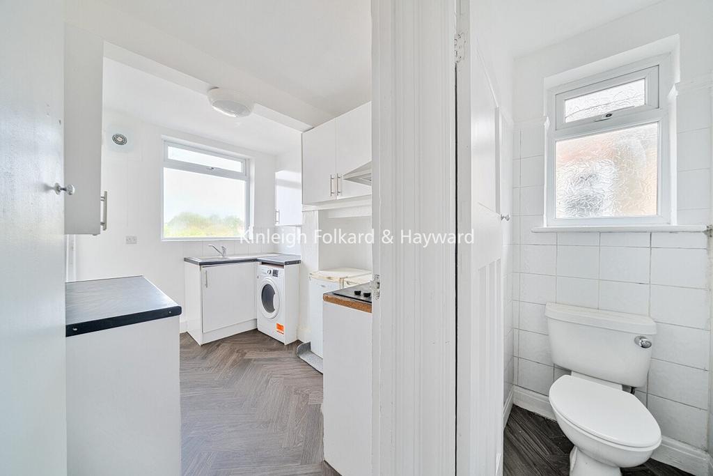 Apartment in Harrow - View 5