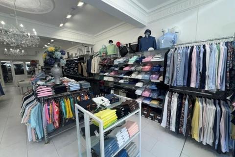 Retail property (high street) to rent, 14 Station Para Barnet EN4 0DL