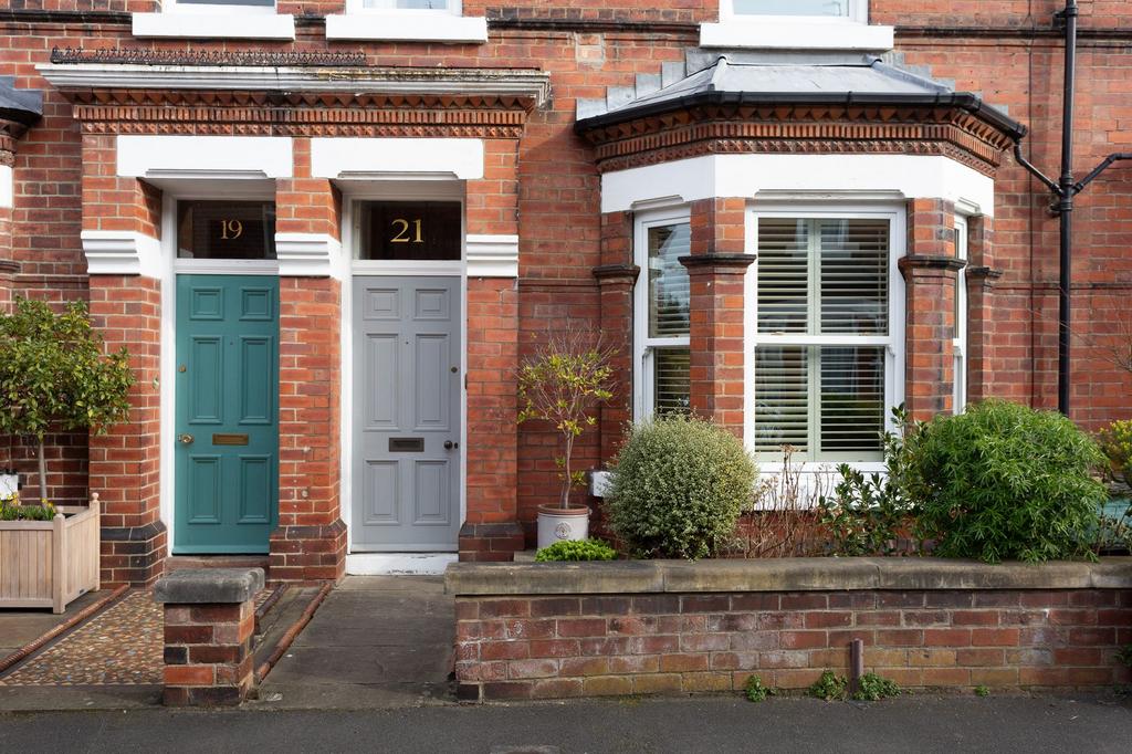 Markham Crescent, York, YO31 - View 2