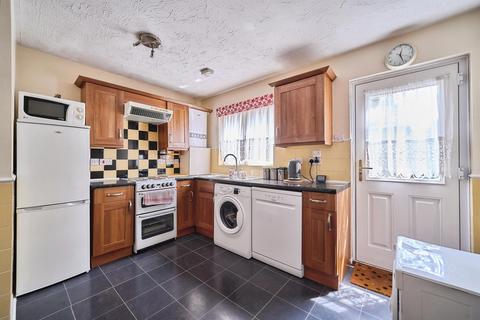 2 bedroom end of terrace house for sale, Waterside Close, Barking